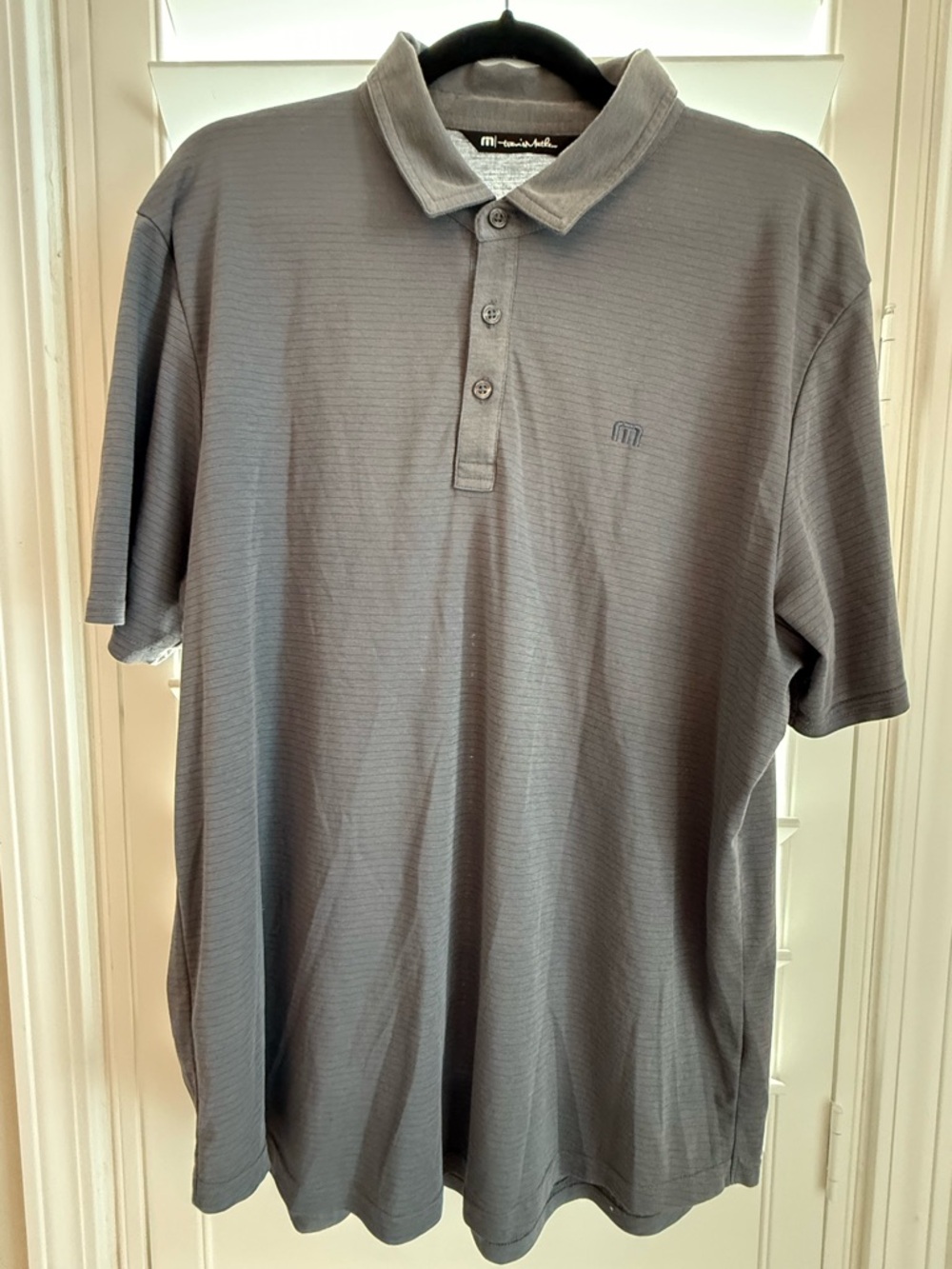 TravisMathew Polo Shirt Men’s XL Charcoal Gray Striped Performance Golf Casual